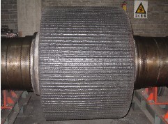堆焊修復(fù)后的輥壓機(jī)